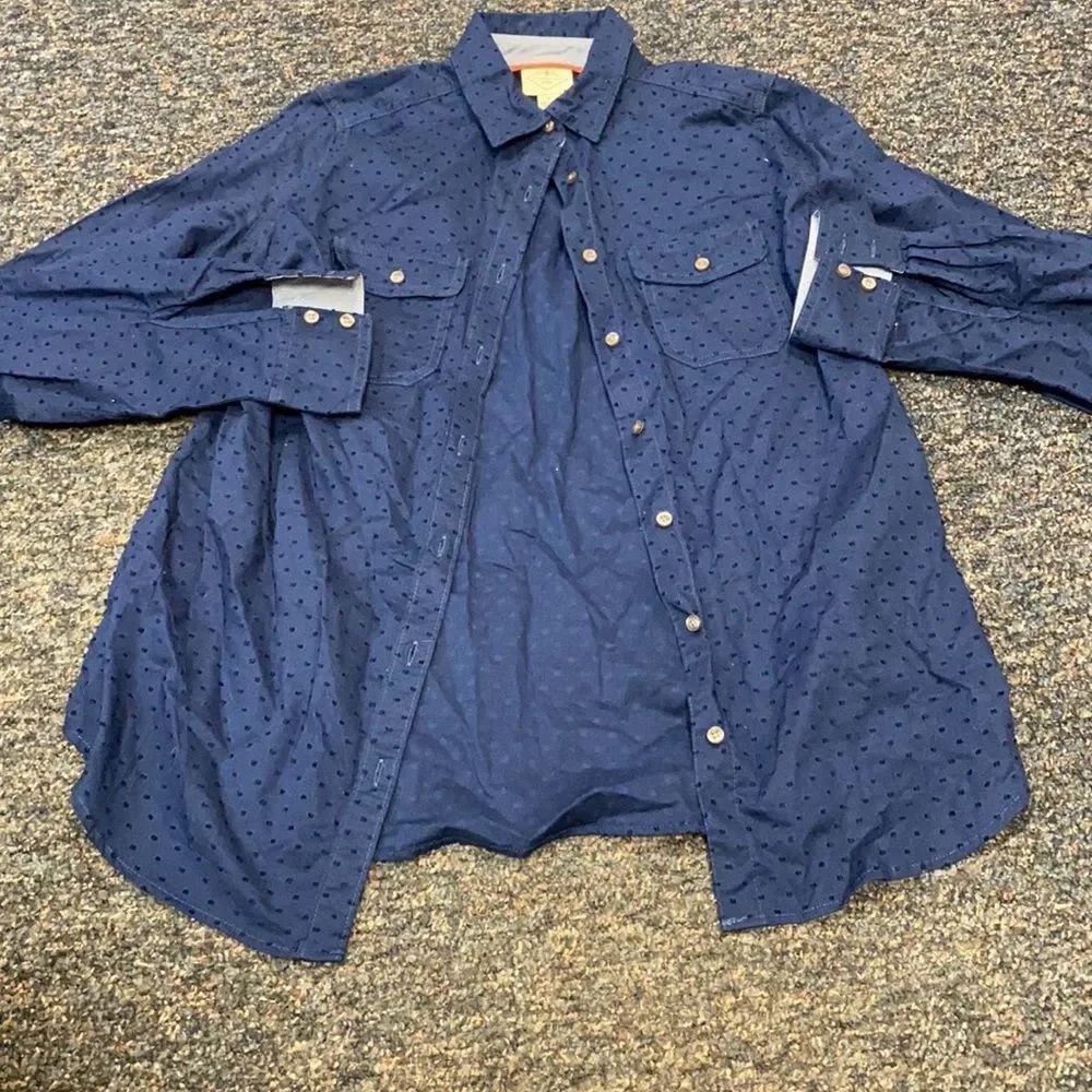 St. John’s Bay Blue Button Up Top sz. S